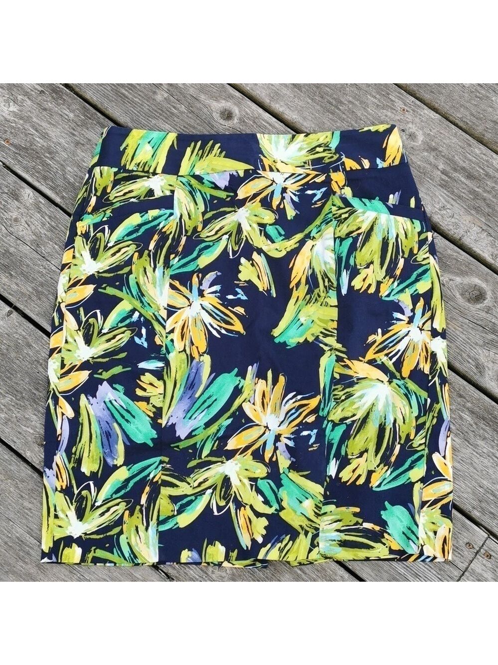 Olivia & Martin Tropical Colors Skirt Vacationwear Size 10